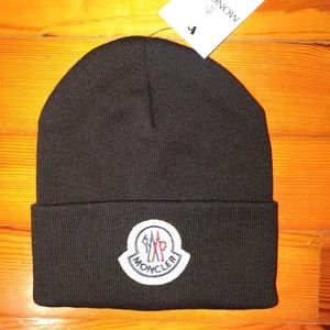 mens black moncler hat